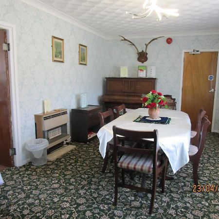 Tremains Guest House Bridgend  Exterior photo